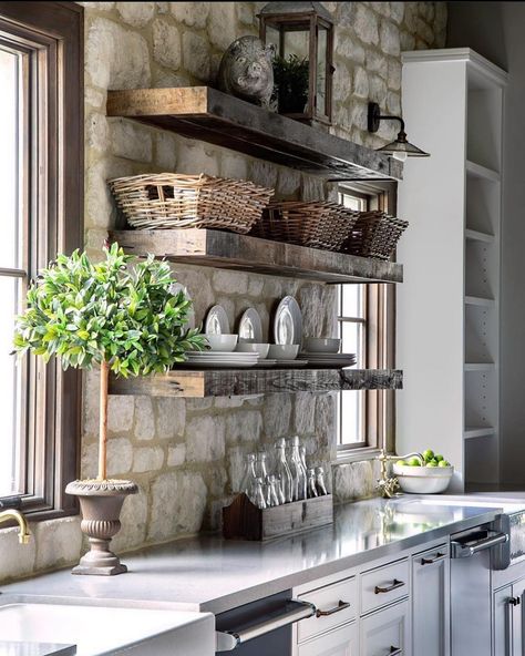 Photo by Your Statement Piece on September 03, 2020. Image may contain: indoor. Kitchen Shelf Decor Ideas, Kitchen Shelf Design, Industrial Kitchen Shelves, Kitchen Shelf Decor, Casa Country, Regal Design, Kitchen Shelf, Decorative Kitchen, Transitional House