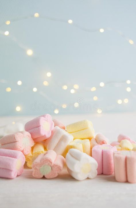 Marshmallow Background, Marshmallow Birthday, Marshmallow Pictures, Vintage Business Cards, Homemade Dessert, Vintage Business, Lights Background, Blue Background, Blue Backgrounds