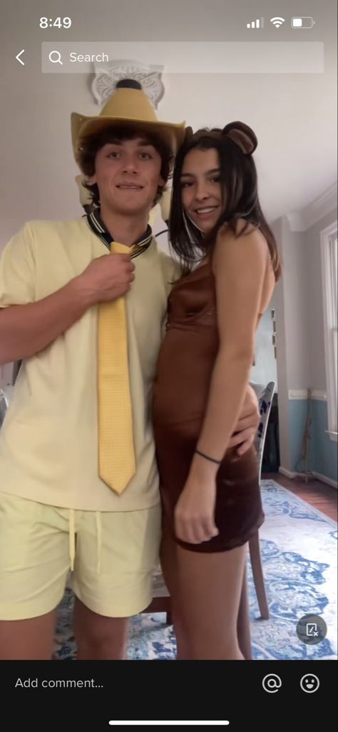 Curious George Costume, Cute Halloween Outfits, Cute Couples Costumes, Phase Of The Moon, Halloween Duos, Cute Group Halloween Costumes, Classy Halloween Costumes, Matching Halloween Costumes, Halloween Coustumes