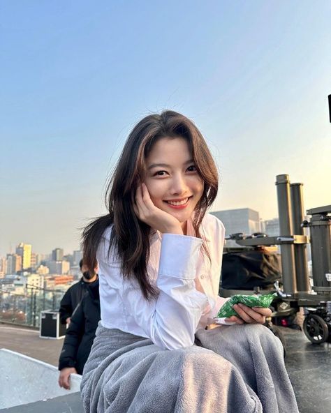 Instagram post by @you_r_love - 2 Dec. 2022 Kim You Jung, Kim Yoo Jung, Korean Actresses, Korean Celebrities, Kdrama Actors, Korean Actress, Asian Actors, Ulzzang Girl, Serie Tv