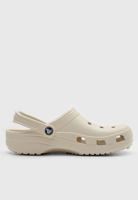 Crocs Cream Color, Creme Crocs, Cream Crocs, Tan Crocs, Pray Board, Crocs Aesthetic, Crocs Ideas, Bday Wishlist, Lulu Shorts