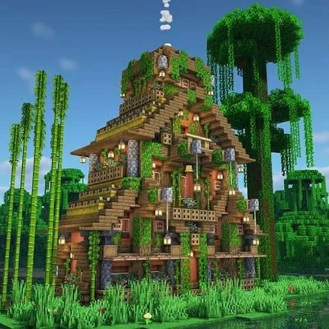 Overgrown Mansion Minecraft, Rainforest Minecraft House, Bamboo Jungle House Minecraft, Minecraft Jungle Village Ideas, Jungle Biome Houses Minecraft, Minecraft House Jungle, Jungle Wood House Minecraft, Jungle Base Minecraft, Jungle Home Minecraft