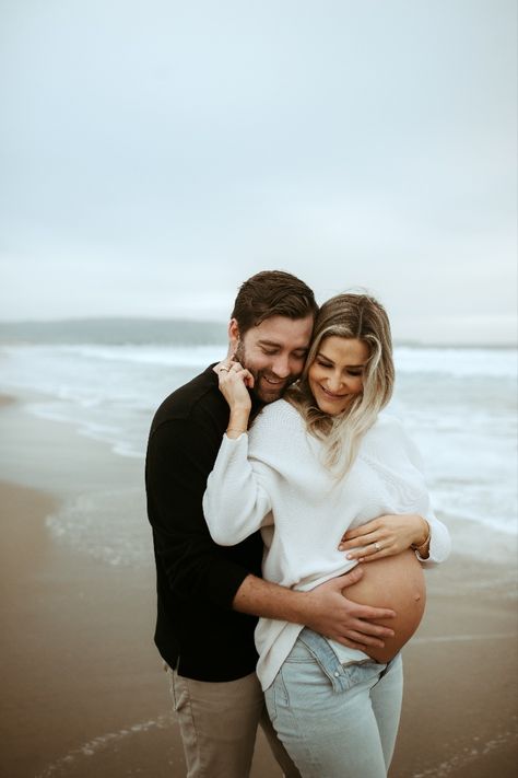 Los Angeles Beach Maternity Photo Shoot by Nurture Baby Photography | Natalie Van Maternity Photography Ideas Beach, Winter Beach Maternity Photos, Beach Maternity Photoshoot, Maternity Beach, Maternity Photoshoot Beach, Beach Maternity Photos Couples, Beach Maternity Shoot, Beach Pictures Pregnant, Pregnancy Photos Beach