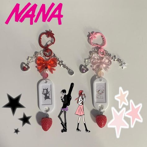 Nana keychains Nana And Hachi Matching Bracelets, Nana Anime Jewelry, Nana Shin Necklace, Nana Keychain, Gyaru Keychains, Hachi Phone Charm Nana, Anime Y2k, Anime Nana, Anime Crafts Diy