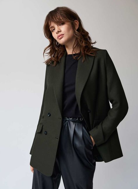 Dark Khaki Blazer Outfit Women, Dark Green Blazer Outfit, Khaki Blazer Outfit Women, Khaki Blazer Outfit, Khaki Green Blazer, Green Blazer Outfit, Dark Green Blazer, Khaki Blazer, Blazer Outfits For Women