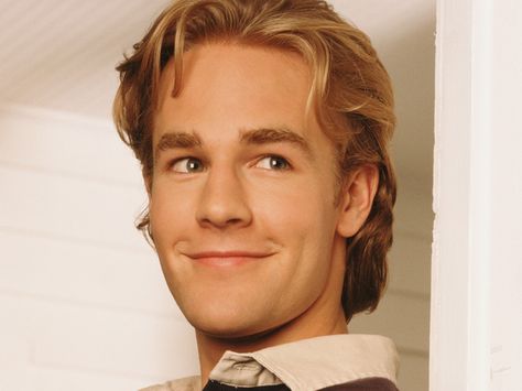 I've never hated a tv character as much as I hate Dawson Leery. PACEY > Mens 90s Hairstyles, 90s Men Hairstyles, Dawson Leery, Short Hair Men, Jheri Curl, Dawson Creek, Middle Hair, Zelda Game, Men Hairstyle