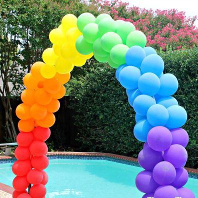 Need this! hella gay rainbow balloon arch! Make A Balloon Arch, Rainbow Balloon Arch, How To Make Balloon, Party Entrance, Diy Rainbow, Rainbow Balloons, Birthday Stuff, Sweet 16 Parties, Rainbow Birthday