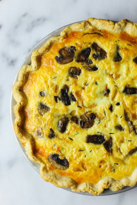 Mushroom Onion Quiche Recipes, Bacon Mushroom Quiche Recipes, Mushroom And Onion Quiche, Mushroom Swiss Quiche, Mushroom Onion Quiche, Mushroom Quiche Recipes, Food Impromptu, Quiche Ideas, Swiss Quiche