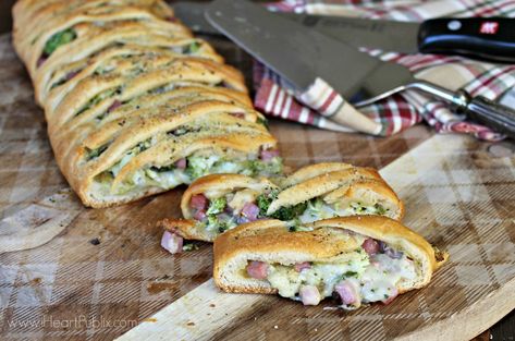 Ham Broccoli Recipes, Ham And Cheese Braided Bread, Ham Cheese Broccoli Crescent Rolls, Ham And Broccoli Braid, Ham Broccoli Cheese Crescent Ring, Ham And Cheese Braid, Calzone Recipe Easy, Fancy Meals, Ham Broccoli