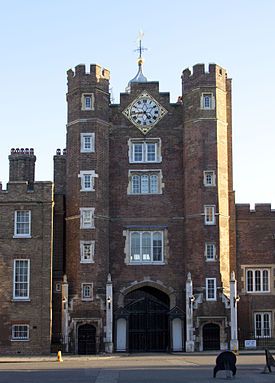 St James's Palace - Wikipedia, the free encyclopedia St James Palace, St James's Palace, London Residence, Palace London, Clarence House, London Pictures, Royal Residence, Henry Viii, Kensington Palace