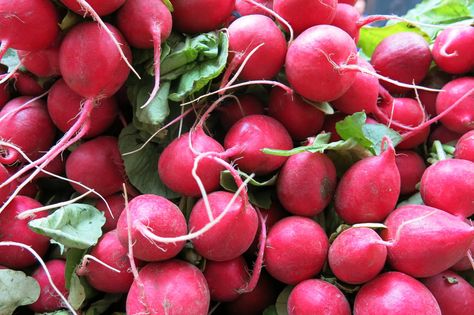 Everyday money saving tips that add up to help your budget and lower your grocery bill. Boost your savings at the same time! Rosehip Recipes, Radish Cucumber, Heart Health Month, Red Can, Popsugar Fitness, Eat To Live, Living Healthy, Seasonal Recipes, Radishes