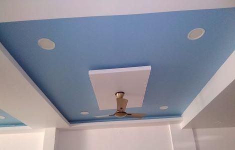 ColourDrive - Home Painting Service Company - Gyproc Ceiling Decor false ceiling Fall Ceiling Colour Combination, Crown Molding With Led Lights, Ceiling Designs Simple, Drop Ceiling Grid, Simple False Ceiling, Coffered Ceiling Design, Low Ceiling Basement, Designs For Living Room, Simple False Ceiling Design