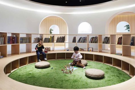 Nooks Ideas, Kindergarten Library, Playground Indoor, Children Playground, Kindergarten Interior, Calming Interiors, Children's Library, Library Inspiration, Childrens Library