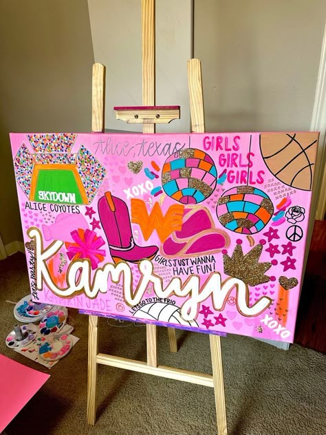 Preppy Tennessee Painting, Preppy Sorority Canvas, Preppy Wall Art Painting, Preppy Art Canvas, College Collage Painting, Sorority Door Decorations, Name Canvas Painting Diy, Name Paintings On Canvas, Preppy Canvas Paintings