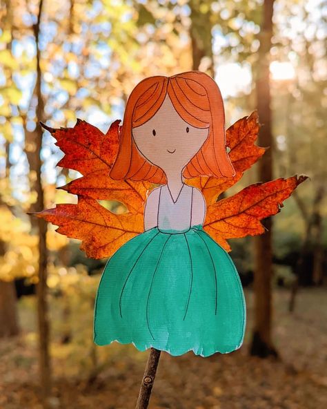 Autumn Leaf Fairies 🍁 I love finding ways to use the beautiful fall leaves while we have them! I drew a few of these fairies and Rosie… | Instagram Fairy Birthday Party, Instagram Autumn, Fairy Birthday, Autumn Leaf, 2023 Autumn, The Wings, Nature Crafts, Art Club, Walking In Nature