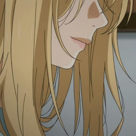 Blonde Anime Pfp, Blonde Anime Characters, Kaori Miyazono, Anime Kiss Gif, Blonde Anime, Anime Smile, Your Lie In April, Japan Culture, Anime Monochrome