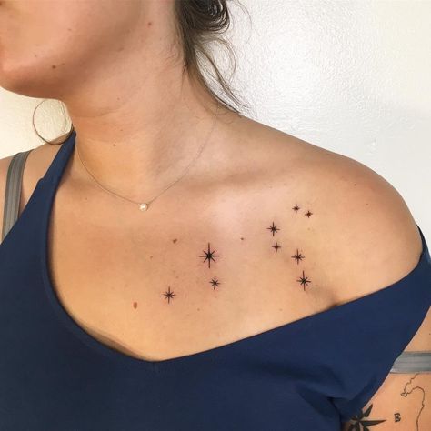 Leo Sun Tattoo, Leo Star Sign Tattoo, Scorpio Zodiac Tattoos, Leo Constellation Tattoo, 2024 Tattoo, Leo Zodiac Tattoos, Minimal Tattoo Designs, Leo Tattoo, Minimal Tattoo Ideas