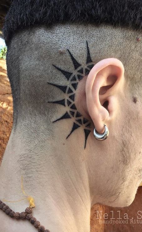 Behind Ear Tattoo Geometric, Above Ear Tattoo, Around The Ear Tattoo, Mens Ear Tattoo, Around Ear Tattoo, Small Head Tattoo, Side Of Head Tattoo Men, Men Ear Tattoo, Sun Behind Ear Tattoo