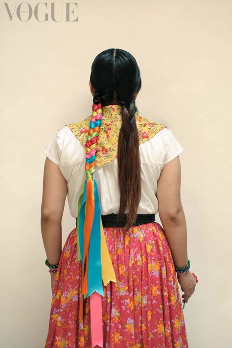 The Beautiful Stories Behind 8 of Oaxaca’s Traditional Outfits | Vogue Oaxacan Hairstyles, Mexican Braided Hair, Oaxaca Braids, Oaxaca Hairstyles, Traditional Mexican Braids, Mexican Ribbon Braid, Traditional Hispanic Hairstyles, Traditional Mexican Hairstyles For Women, Folklore Hairstyle