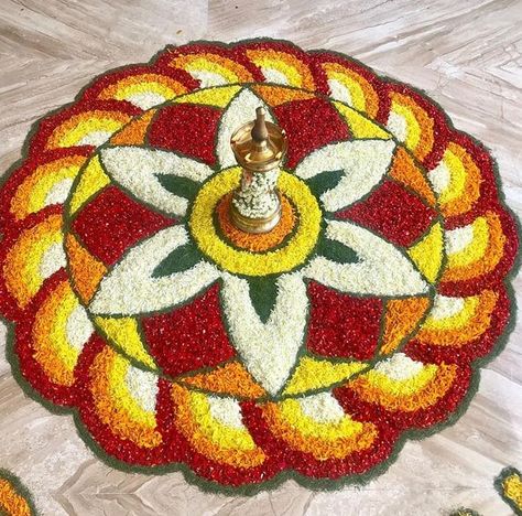 Athapookkalam Designs Simple, Rangoli Designs In Flower, Poo Kolam Flowers Onam, Onam Kolam With Flowers, Athapookalam Designs Simple, Pookolam Design Onam, Onam Pookalam Design Simple, Pookkalam Designs Onam, Pookkalam Designs Onam Simple