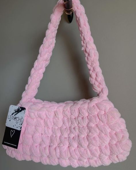 Chunky Crochet Bag, Birthday Quotes Funny For Him, Crochet Idea, Crochet Design Pattern, Crochet Clothing, Crochet Fashion Patterns, Fun Fun, Crochet Design, Chunky Crochet