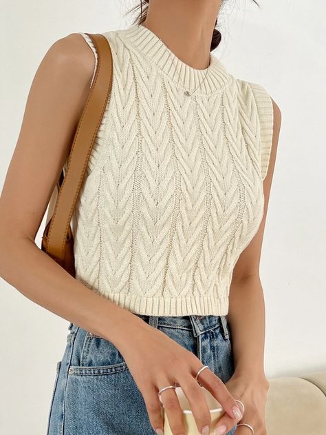 Casual Oufits, Winter Mode Outfits, Beige Crop Tops, Summer Knit Tops, White Knit Top, Tank Outfit, Sleeveless Knit Top, Tank Top Outfits, Everyday Fashion Outfits