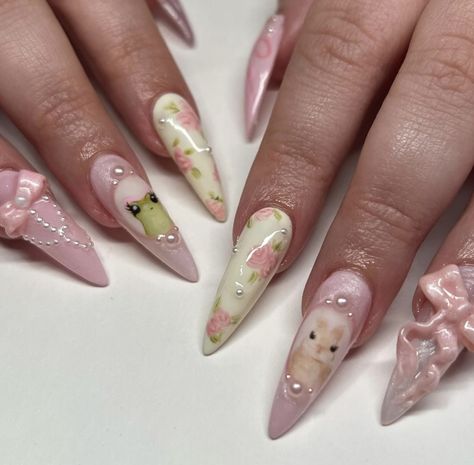 Cottagecore Almond Nails, Spring Coquette Nails, Coquette Nails Almond, Cottagecore Nails, Egg Nails, Coquette Nail, Nails Coquette, Bunny Nails, Nail Design Inspiration