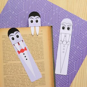 Printable Vampire Bookmarks – DIY Bookmarks Printable Halloween Bookmarks, Vampire Birthday, Diy Halloween Luminaries, Evil Mask, Bookmarks Diy, Halloween Art Projects, Halloween Printables Free, Holiday Lessons, Halloween Arts And Crafts