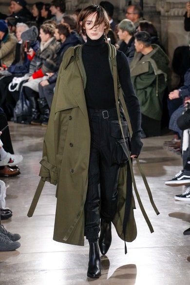 Juun.J Fall 2017 Menswear collection, runway looks, beauty, models, and reviews. Juun J, Star Wars Fashion, Lovely Clothes, Mens Winter Fashion, Mode Inspo, 가을 패션, Fall 2017, Looks Style, Vogue Paris