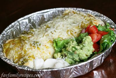 Cafe Rio Enchilada Sauce. I have been looking for an easy recipe for the smothering sauce Cafe Rio Recipes, Cafe Rio, Copy Cats, Sweet Pork, All The Elements, Green Enchilada Sauce, Food Help, Enchilada Sauce, Salsa Verde