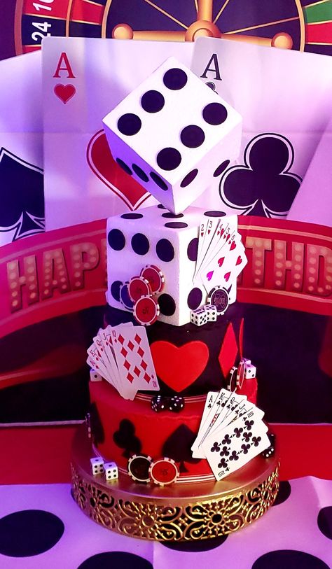 Casino Sweet 16, Las Vegas Casino Theme Party, 50th Casino Birthday Ideas, Casino Theme Birthday Cake, Casino Theme Cake Ideas, Casino Centerpieces Ideas, Casino Cake Ideas, Poker Themed Birthday Party, Casino Birthday Cake