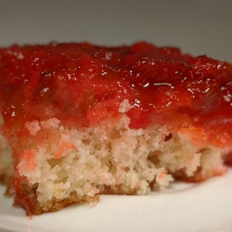 Rhubarb Upside Down Cake - The Frugaler Rhubarb Upside Down Cake With Jello, Rhubarb Upside Down Cake Taste Of Home, Upside Down Rhubarb Cake, Easy Rhubarb Recipes, Rhubarb Upside Down Cake, Marshmallow Cake, French Vanilla Cake, Rhubarb Desserts, Jello Cake