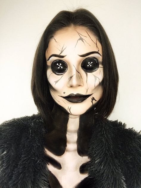 Coraline Other Mother Makeup, Caroline Other Mother, Beldam Costume, Other Mother Makeup, Caroline Makeup, Mothers Makeup, Halloween Skeleton Makeup, Rave Halloween Costumes, Other Mother