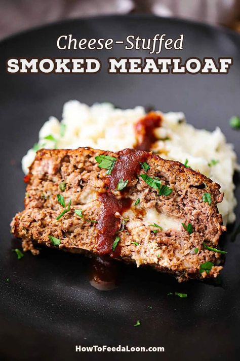 Cheese Stuffed Meatloaf, Stuffed Meatloaf, Smoked Meatloaf, Good Meatloaf Recipe, Cooking Green Beans, Vegetarian Thanksgiving, Best Meatloaf, Bbq Sauce Recipe, Meatloaf Recipe