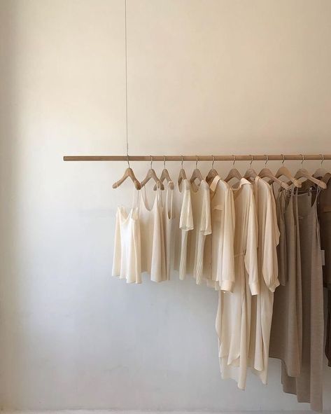 458 curtidas, 92 comentários - Maya Nguyen (@mayamaianh) no Instagram: “Can’t wait to wear summer clothes 💛 Inspo via @pinterest” Cream Aesthetic, Beige Aesthetic, Aesthetic Colors, Brown Aesthetic, White Aesthetic, Clothing Rack, Store Design, Wall Collage, Concept Store