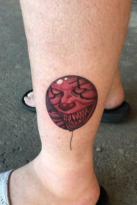 Scary Movies Tattoo Ideas, Tiffany Valentine Tattoo Ideas, Pennywise Tattoo Ideas, It Tattoo Ideas, Pennywise Tattoos, Tattoo Ideas Horror, Horror Movie Tattoos Ideas, Cute Horror Tattoo, Tattoos Horror