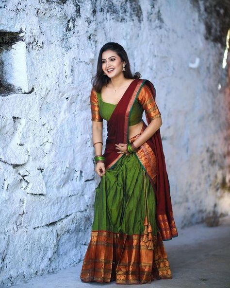 Traditional Dhavani Designs, Dhavani Designs, Deepika Pilli, Indian Party Wear Dresses, Onam Outfits, Lehenga Designs Simple, Latest Model Blouse Designs, Frock For Women, Indian Party Wear