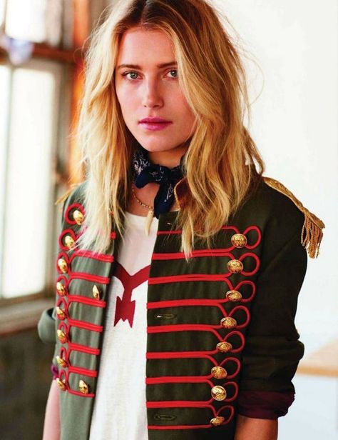 Dree Hemingway | The New American Style Icons Military Inspired Fashion, Dree Hemingway, Military Chic, Band Jacket, Fashion Themes, I'm With The Band, A Jacket, Fall Coat, Military Inspired