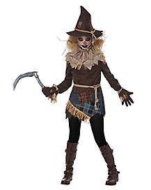 Best Girls' Scary Halloween Costumes for 2020 - Spirithalloween.com Creepy Scarecrow Costume, Scarecrow Outfits, Creepy Scarecrow, Diy Scarecrow Costume, Last Minute Kostüm, Halloween Costumes Scarecrow, Scary Scarecrow, Scarecrow Hat, Diy Scarecrow