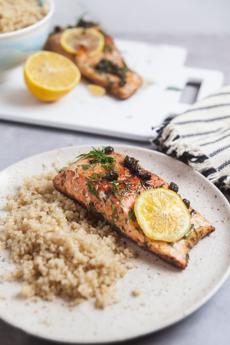 Salmon with Lemon Caper Sauce. Salmon meunière is a tasty twist on a classic French recipe. We love it because it only takes about 15 minutes from start to finish, and it’s packed full of flavor. The lemon juice and capers give the sauce a delightfully tangy flavor that cuts through the richness of the fatty salmon. Salmon Meuniere, Pan Cooked Salmon, Cooked Salmon Recipes, Salmon With Lemon, Lemon Caper Sauce, Cook Salmon, Lemon Pickle, Recipe Salmon, Caper Sauce