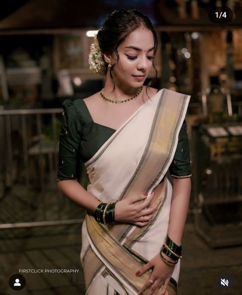 Set Mundu Styling, Kerala Saree Styling, Set Mundu Blouse Design, Set Saree Blouse Designs Kerala, Onam Saree Blouse Ideas, Bananas Saree, Onam Ideas, Set Mundu Kerala, Onam Saree Blouse