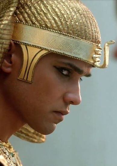 ♔ Ancient Egypt Style | Uℓviỿỿa S. Ancient Egypt Aesthetic, Egyptian Man, Egyptian Aesthetic, Egyptian Men, On Period, Egypt Aesthetic, Egyptian Fashion, Prince Of Egypt, Men Aesthetic