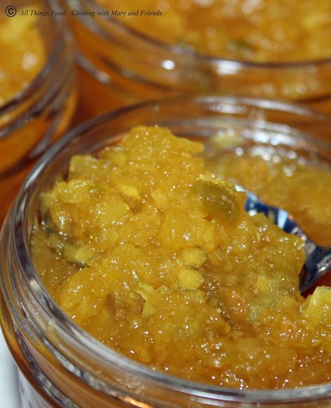 Cooking With Mary and Friends: Tangy Vidalia Onion Relish Vidalia Onion Relish Recipe, Sweet Onion Relish Recipe, Vidalia Onion Recipes, Sweet Potatoes And Apples, Chutney Varieties, Healthy Canning, Vidalia Onion, Home Canning Recipes, Creamer Recipe