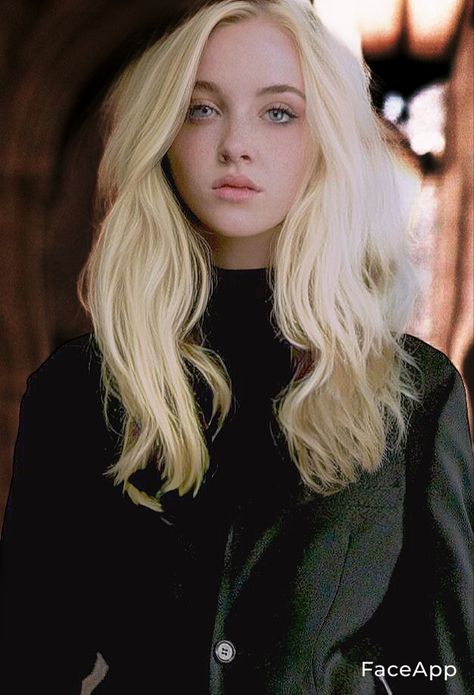 Draco Malfoy Sister Face Claim, Female Draco Malfoy, Harry Potter Twins, Hogwarts Student, Draco Harry Potter, Harry Potter Characters, Dove Cameron, Draco Malfoy, Woman Face