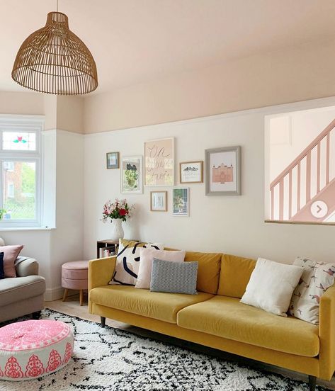 Colour crush: How to decorate with yellow and pink Setting Plaster Ceiling, Pink And Yellow Living Room Decor, Coloured Ceiling Ideas, Yellow And Pink Interior, Pink Yellow Interior, Coloured Ceiling Living Room, Pink Ceiling Living Room, Painted Living Room Ceiling, Coloured Ceiling Bedroom