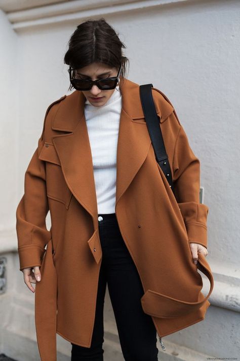 BURNT ORANGE Burnt Orange Jacket Outfit Women, Burnt Orange Top Outfit, Burnt Orange Outfit, Burnt Orange Fashion, Orange Top Outfit, Winter Outfit For Women, Burnt Orange Top, Jacket Outfit Women, Outfit For Women