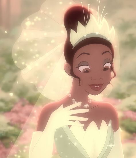 Black Princess Core Aesthetic, Tiana Pfp Aesthetic, Tiana Aesthetic Pfp, Tiana Aesthetic Disney, Princess Tiana Icon, Me In Character, Tiana Disney Aesthetic, Cute Disney Icons, Disney Aesthetic Cartoon