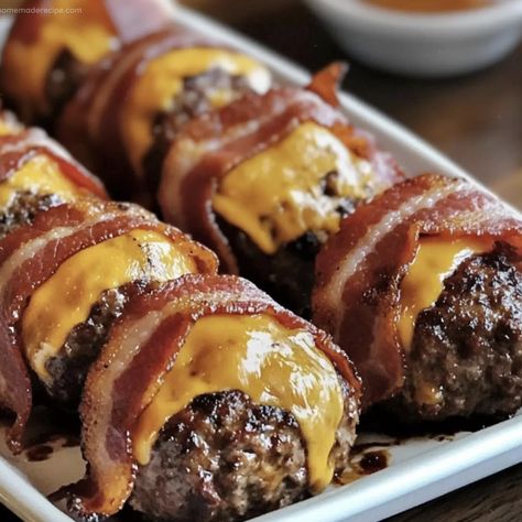 Garlic Butter Bacon Cheeseburger Roll Ups, Garlic Butter Bacon Cheeseburger Rollups, Bacon Wrapped Cheeseburger, Homemade Dipping Sauce, Bacon Wrapped Burger, Oven Burgers, Funnel Cake Bites, French Toast Muffins, Smoked Food