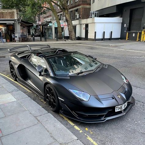 Lamborghini Svj, Tmax Yamaha, Futuristic Cars Design, High End Cars, Super Luxury Cars, Fancy Cars, Futuristic Cars, Lamborghini Aventador, Sports Cars Luxury