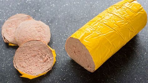 Liver Wurst Recipes, Liverwurst Benefits, Liverwurst Recipe Ideas, Liver Sausage Recipes, Liverwurst Pate, Liverwurst Dip, Liver Cheese Recipe, Homemade Liverwurst Recipe, Braunschweiger Recipes